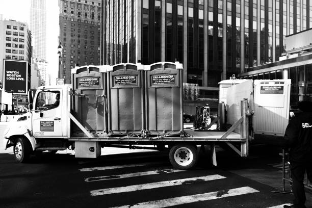 Best Portable restroom trailer rental  in Portland, TN